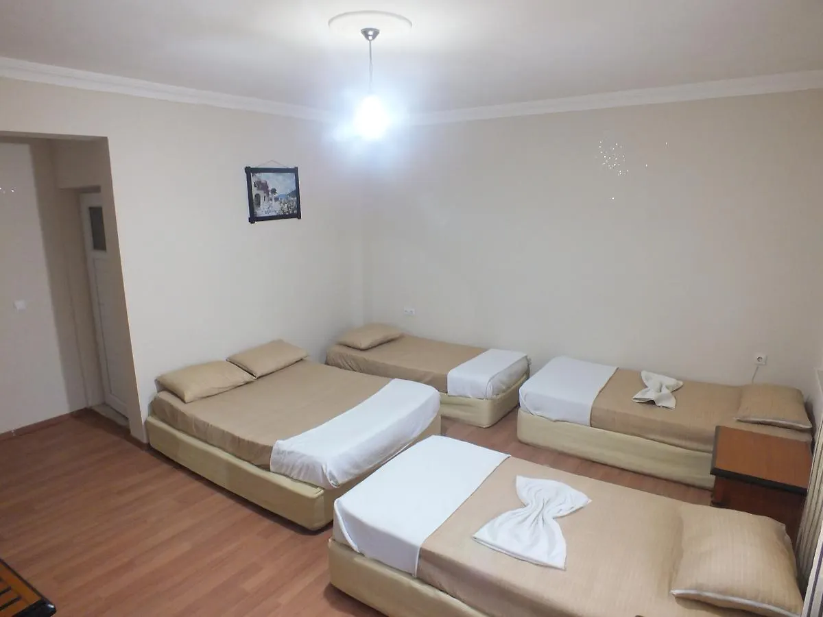 Hostel Uyar Palace Antalya Turkey